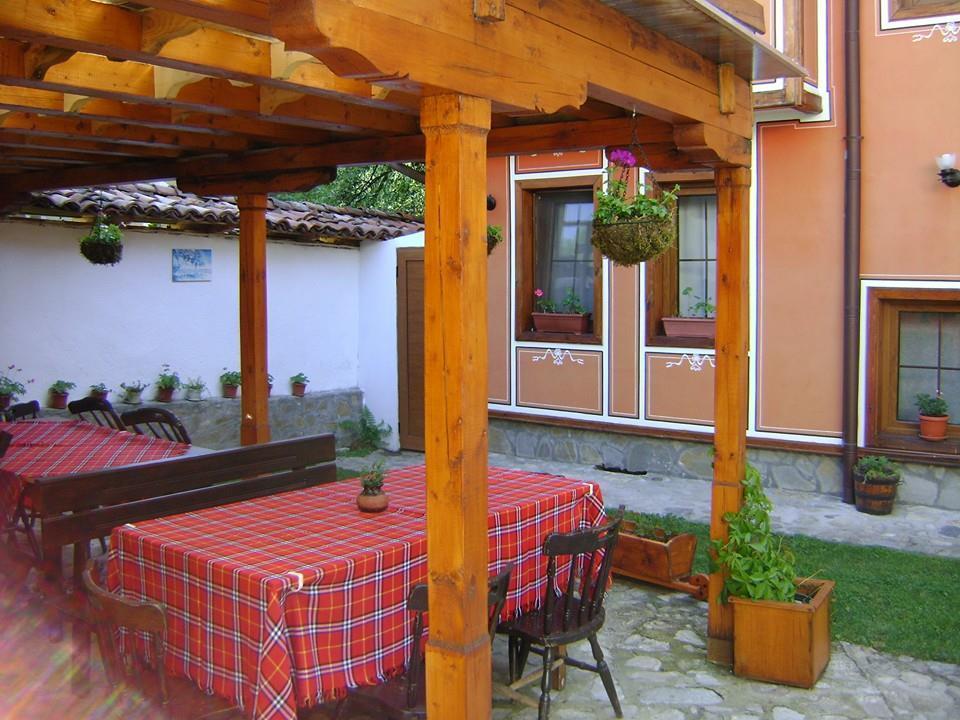 Guest House Todorini Kashti Koprivsjtitsa Eksteriør bilde
