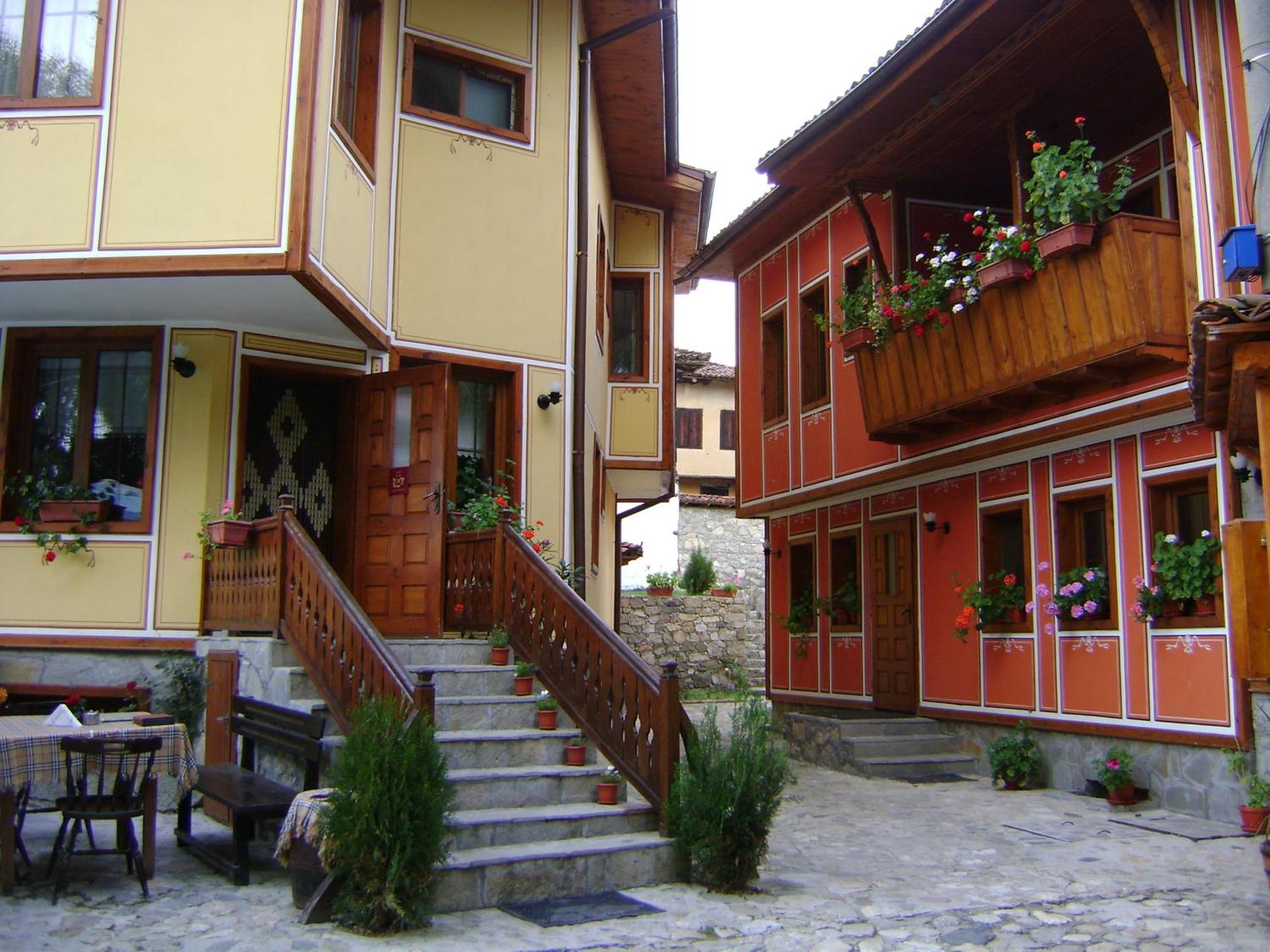 Guest House Todorini Kashti Koprivsjtitsa Eksteriør bilde